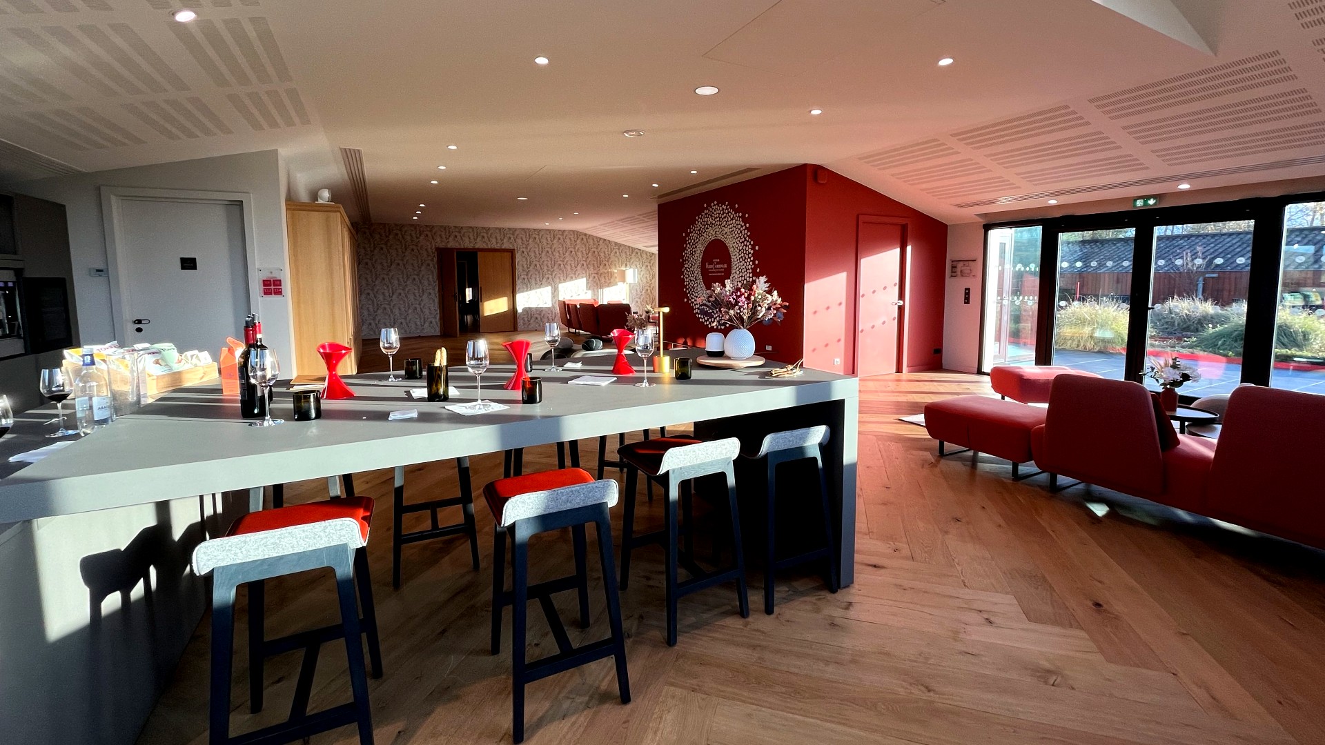 La Maison Cardinale tasting room